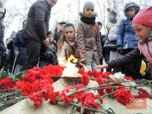 Жители Добрянского округа в День Победы смогут возложить цветы к памятникам