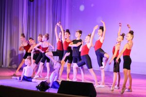 Танцевальные коллективы Добрянского округа соревновались на сцене КДЦ «Орфей»