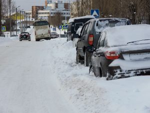 Дорожникам грозит штраф за недостатки в уборке улиц в Добрянке