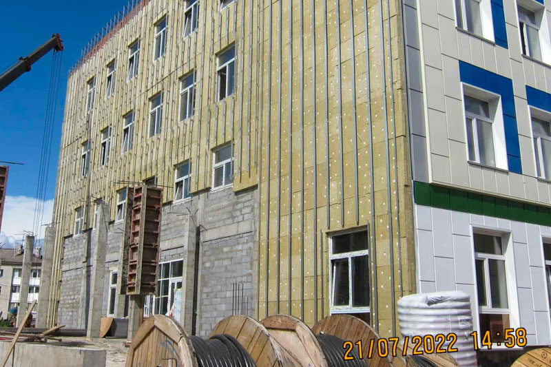 В Полазне завершается строительство нового больничного корпуса
