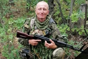 Простились с бойцом