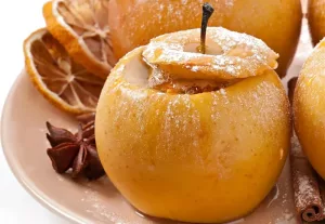 Яблоки, запечённые с мёдом и грецкими орехами
