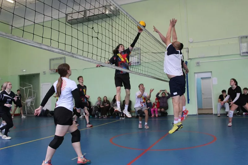 Сыграли в новом формате