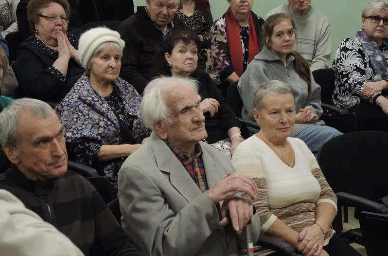 Сохранить славу в сердцах