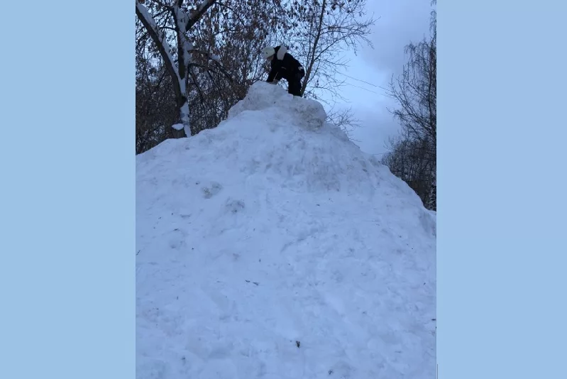 Куда вывозится снег с добрянских дорог?