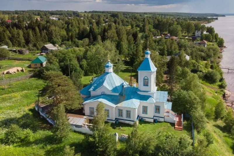 Благоустроят территорию в Усть-Гаревой