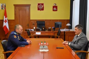 Губернатор Прикамья встретился с Героем России из Полазны