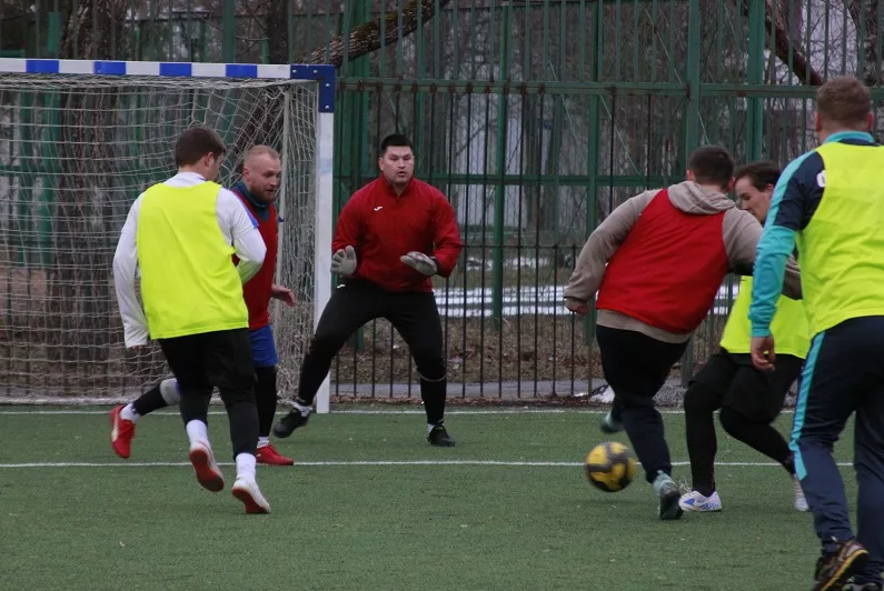 Весеннее первенство по футболу возобновилось