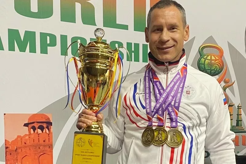 Золотые медали силача из Полазны